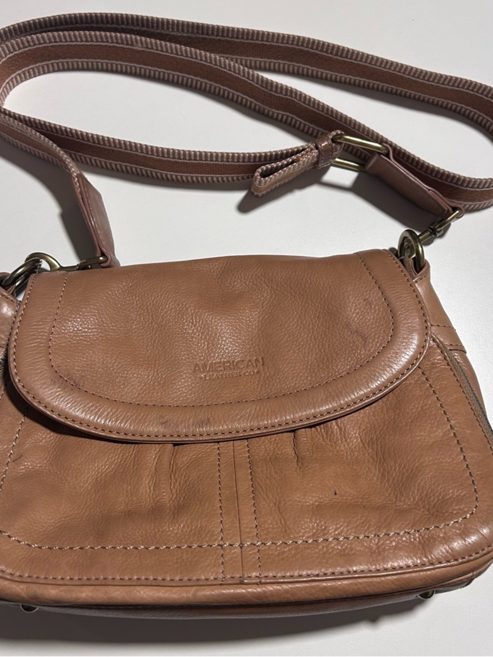 American Leather Co. Tan Crossbody Bag with Adjustable Strap